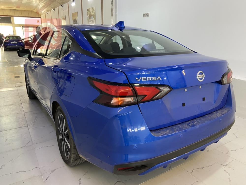 Nissan Versa